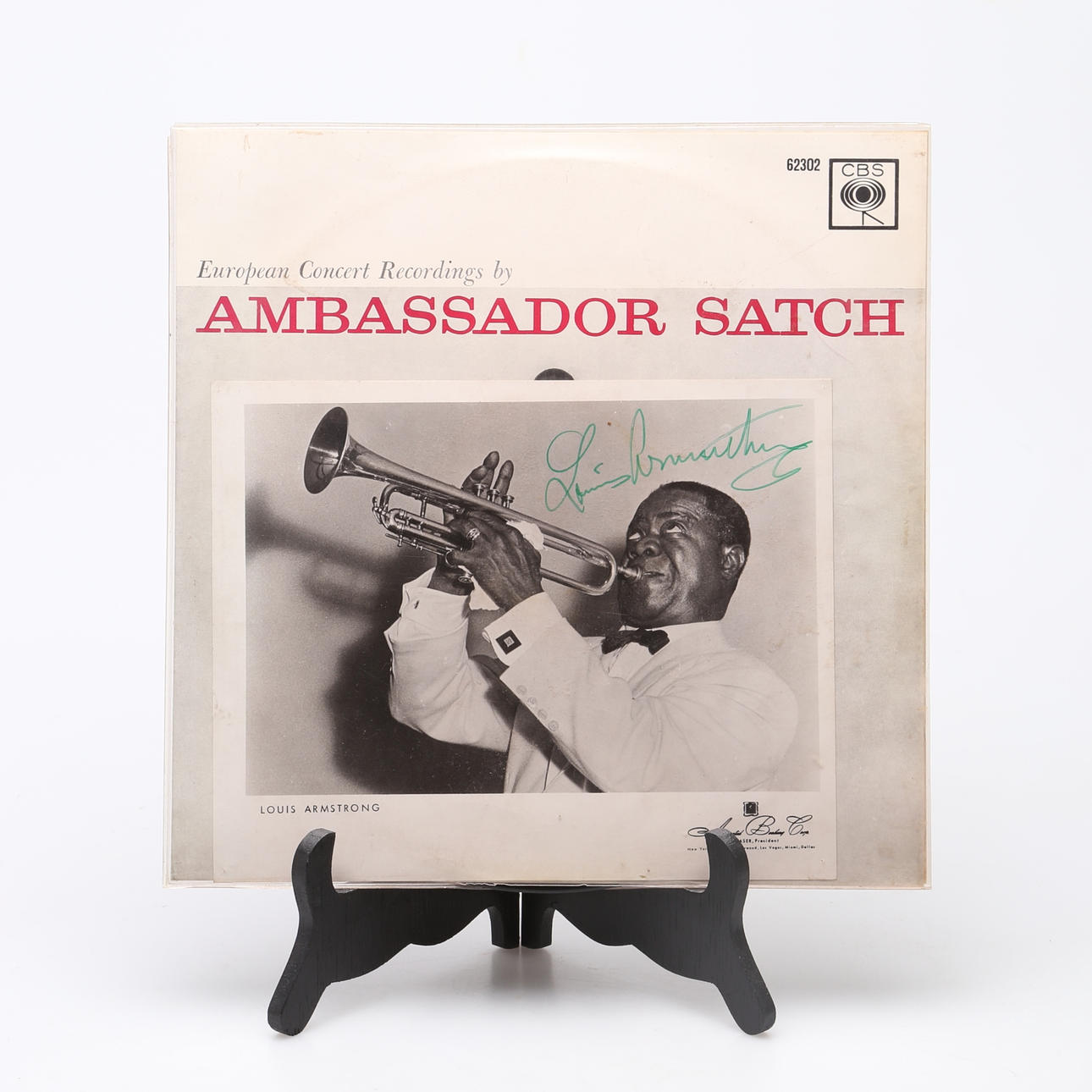 AUTOGRAF, Louis Armstrong, fotografi och lp-skiva.