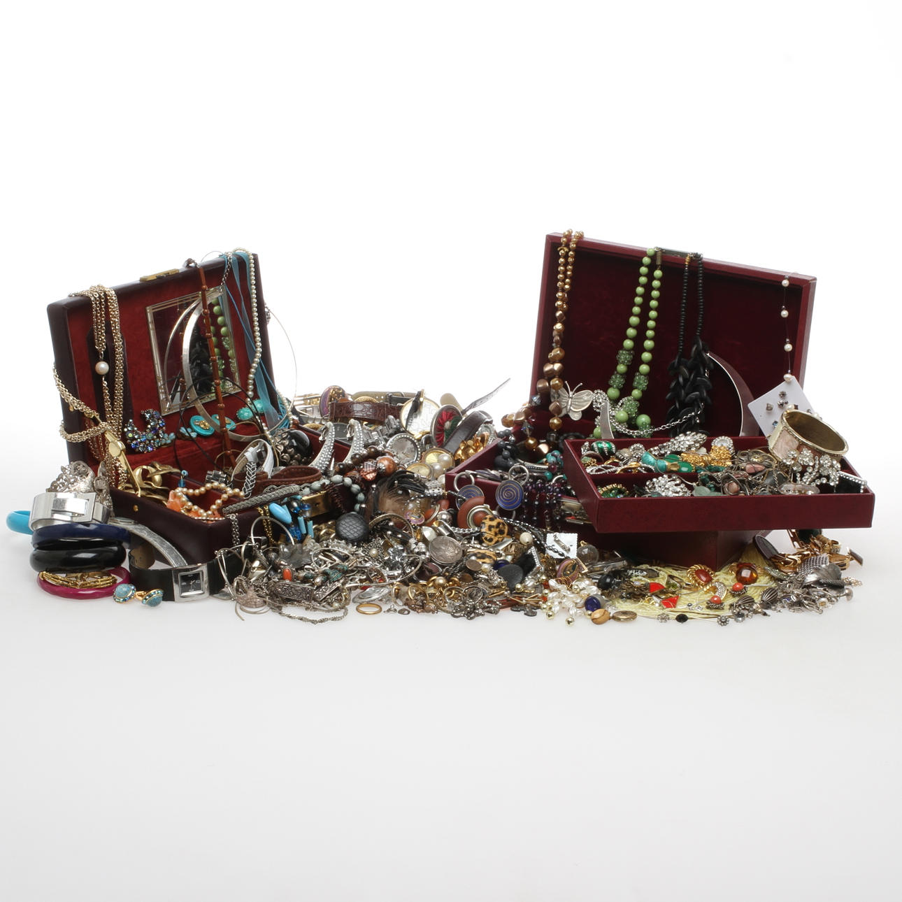 BIJOUTERIER, delvis silver, 1900/2000-tal.