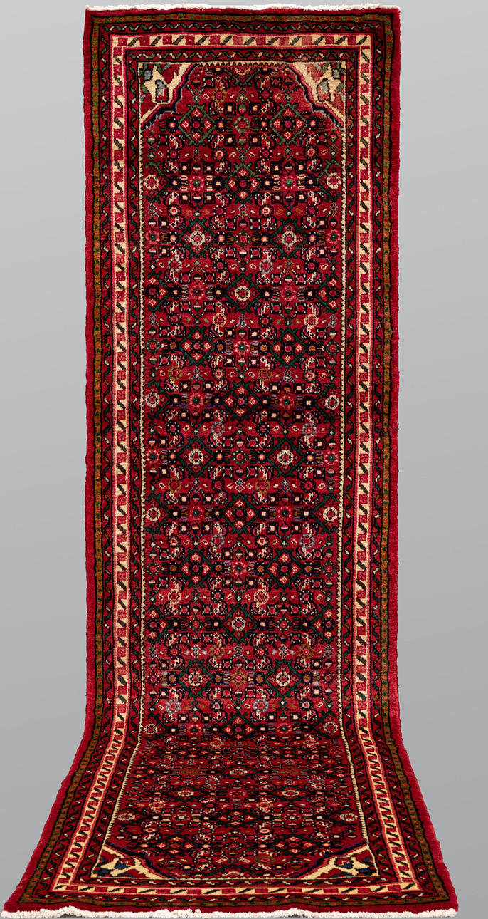 ORIENT CARPET. Hosseinabad gallery model, 304 x 87 cm.