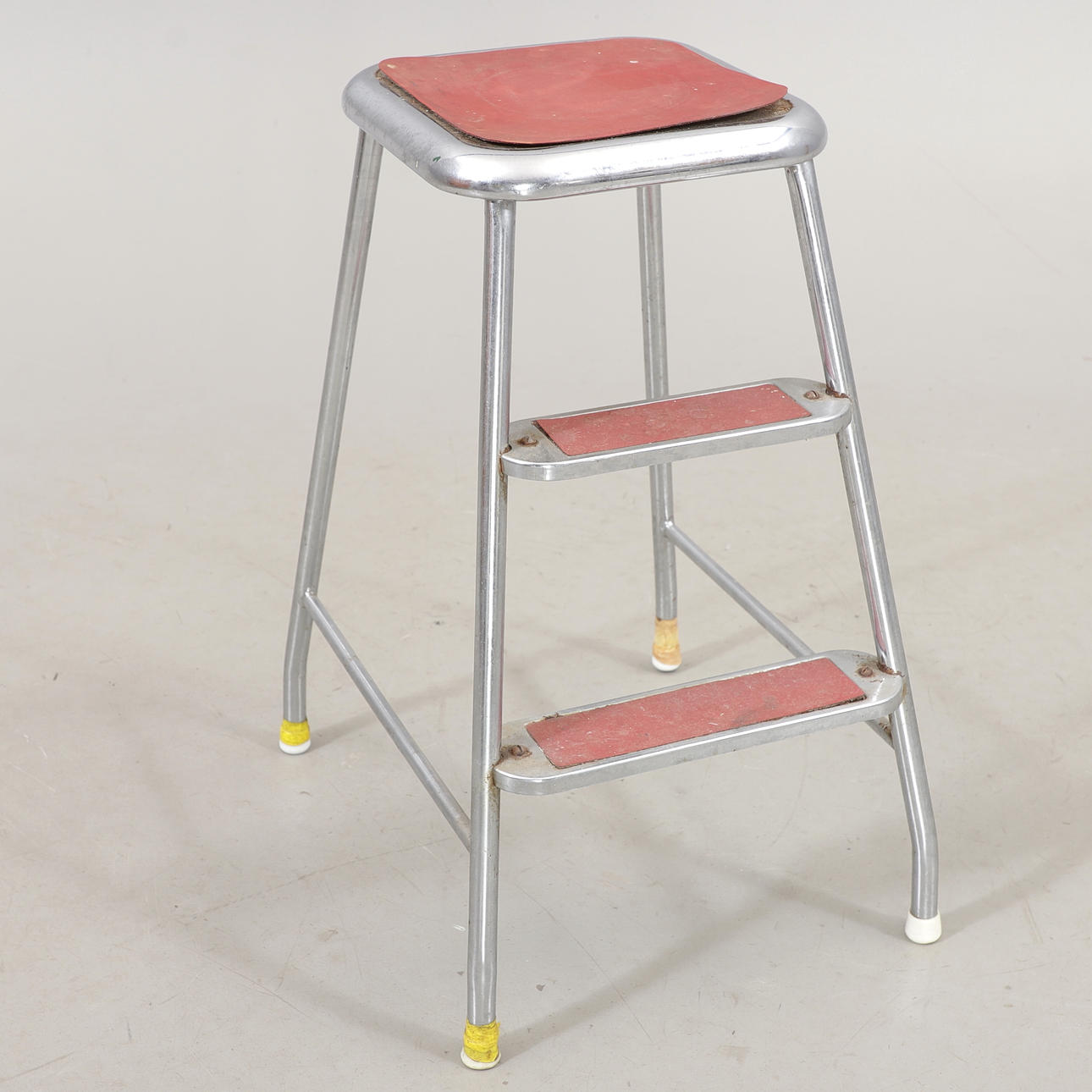 STEGPALL, Lindqvist Verkstads AB.