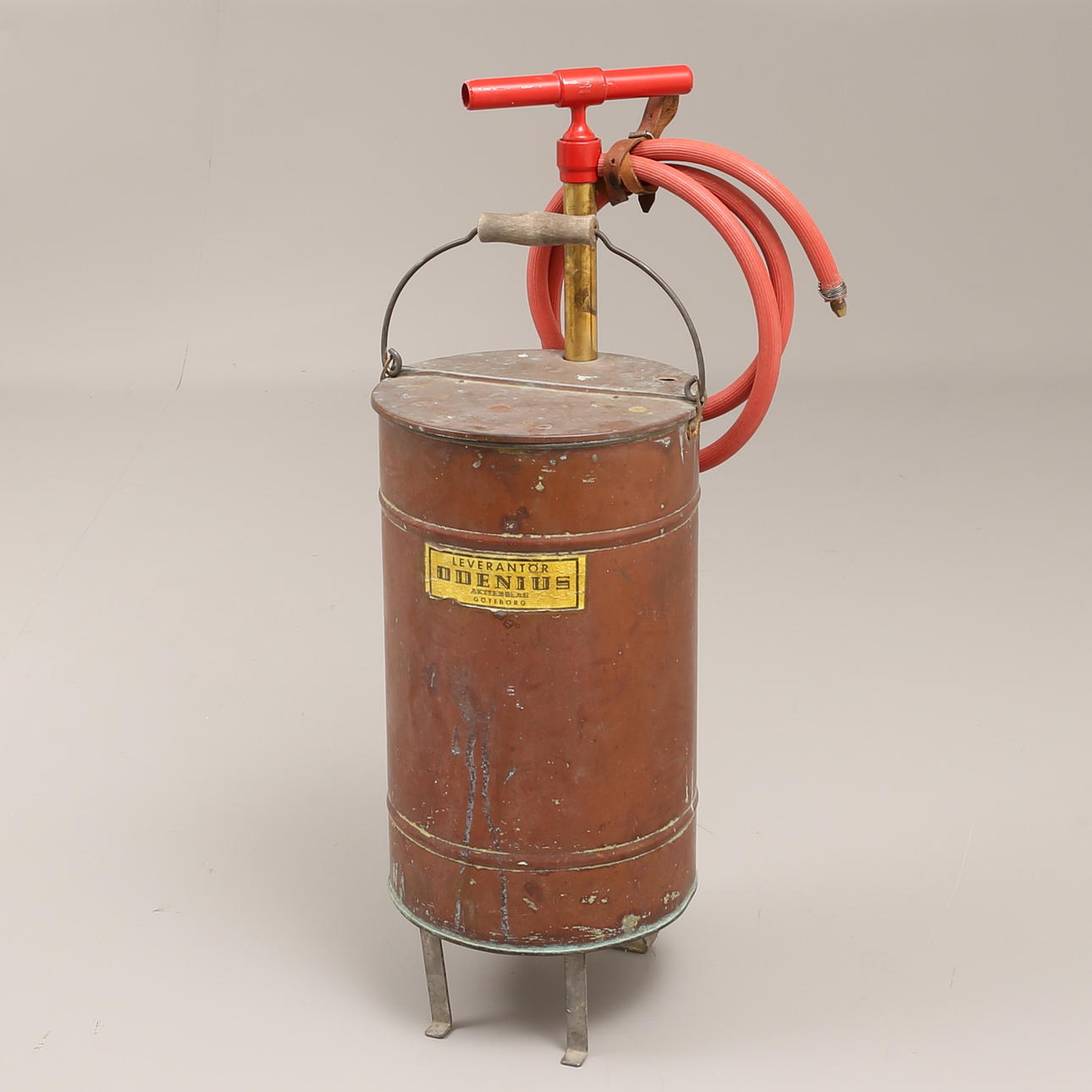 BRANDSLÄCKARE, koppar, 1900-talets första hälft.