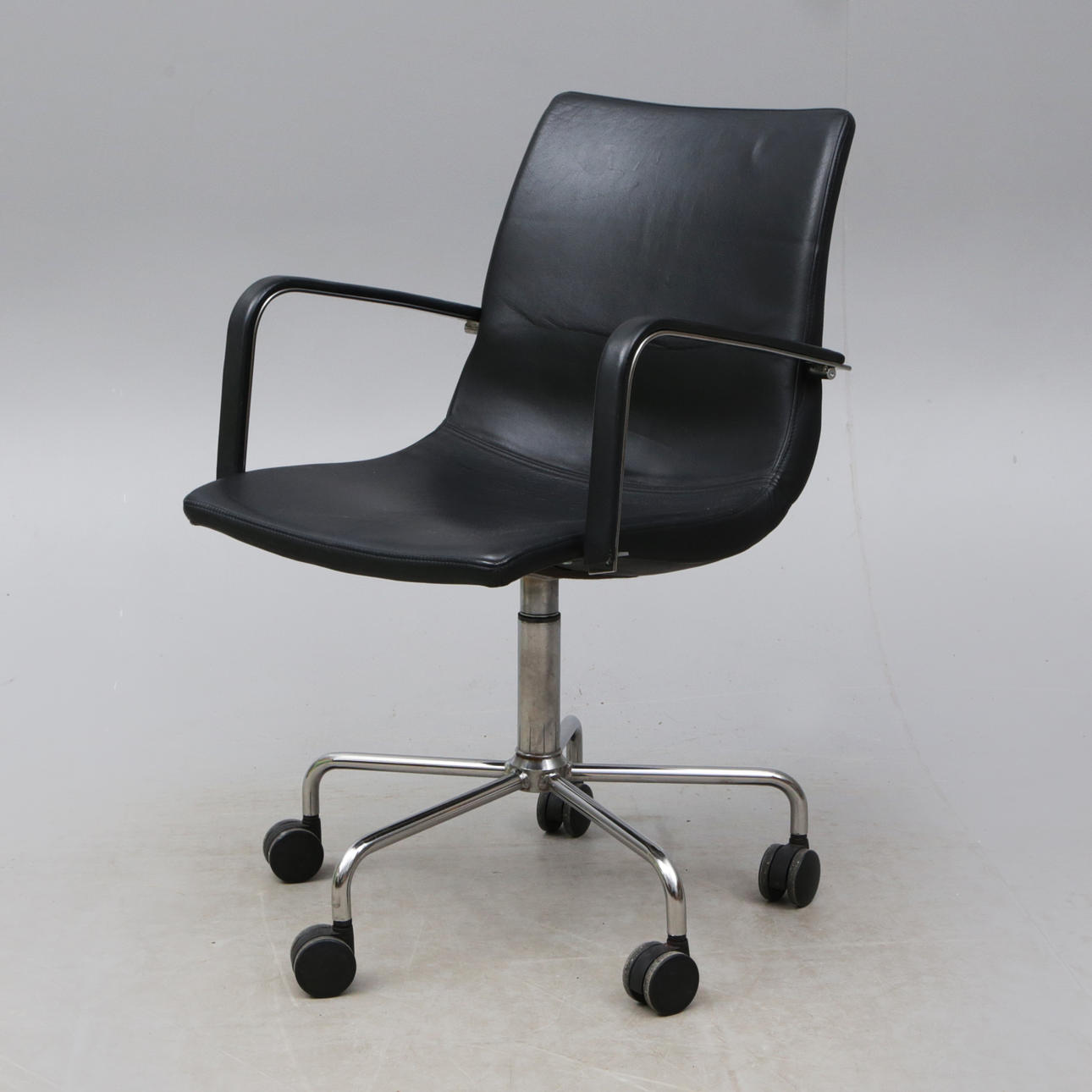 KONFERENSSITUOLI, Brunner FinaSoft.