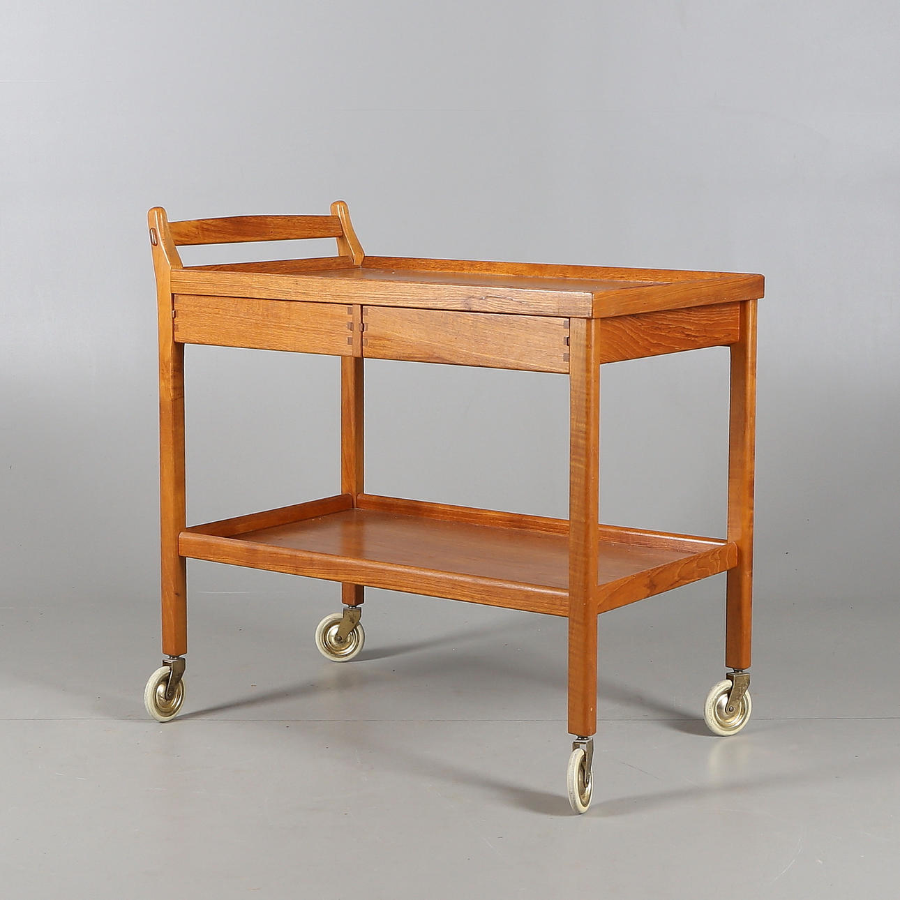 SERVERINGSVAGN, teak, 1900-talets tredje kvartal.