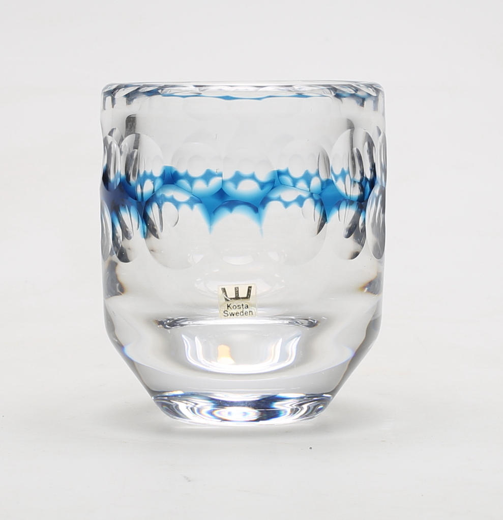 VAS, glas, Mona Morales Schildt, Kosta, signerad och numrerad.