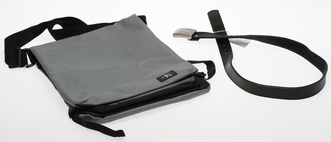 VÄSKA och SKÄRP, Calvin Klein, USA.