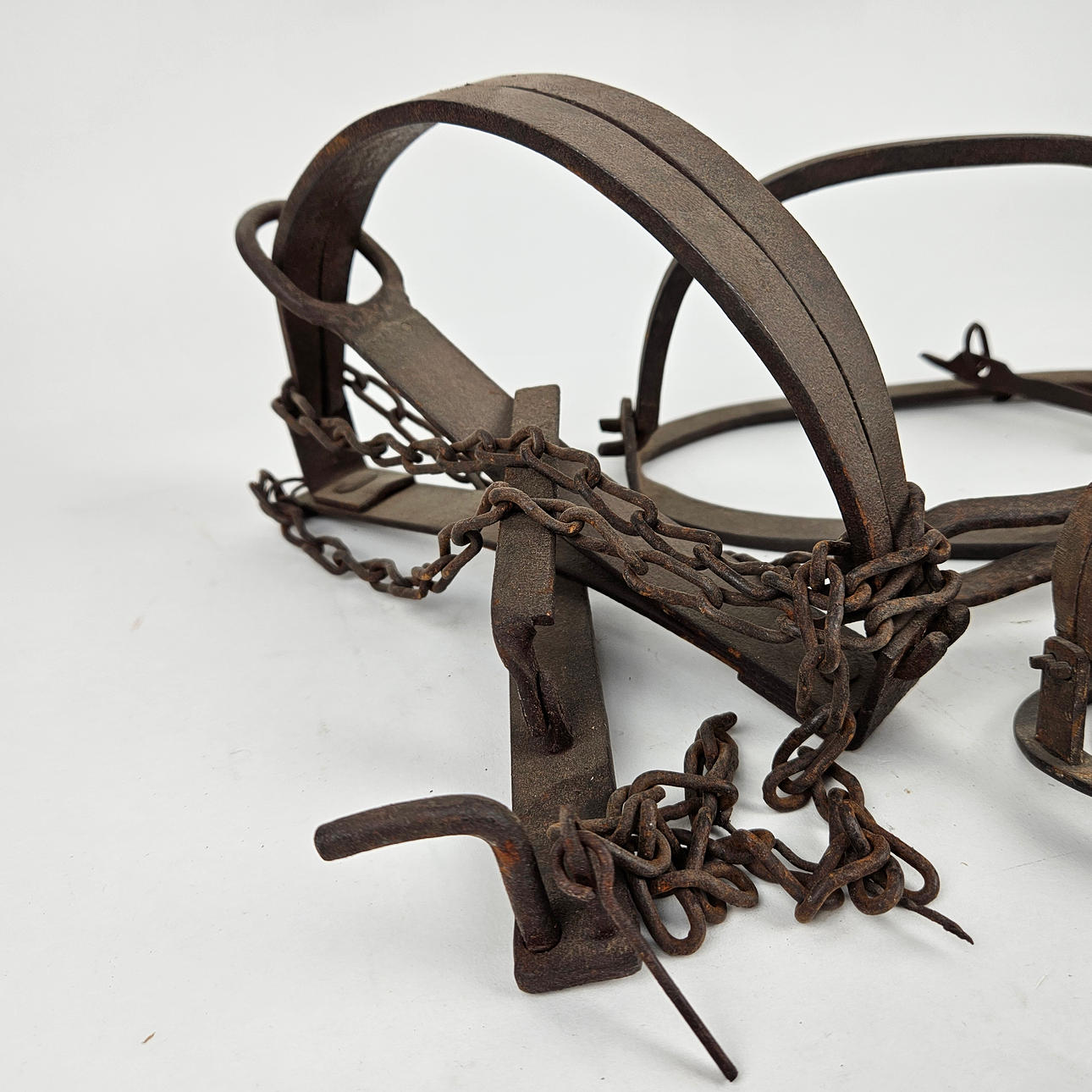 A set of four metal trappers, 1800/20th century. Weapons & Militaria ...