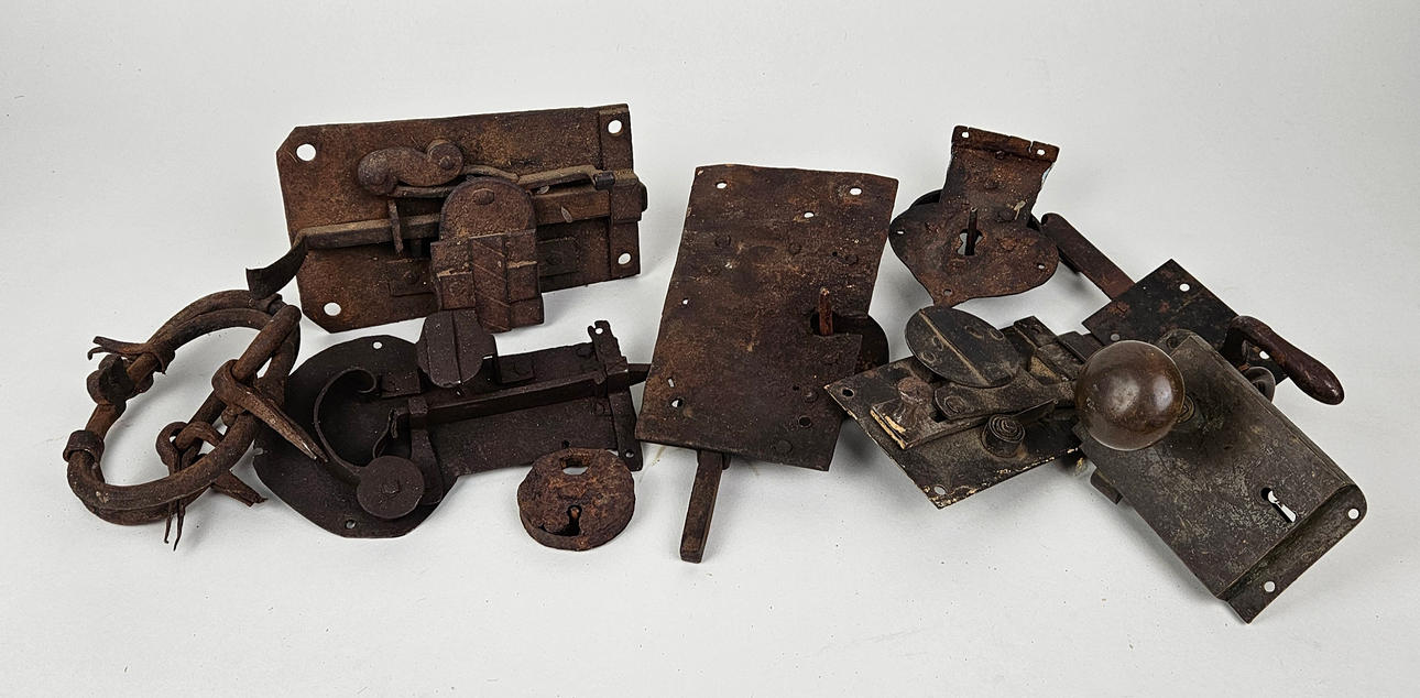 LÅS OCH BESLAG, 1800-1900-tal. Allmoge - Övrigt - Auctionet
