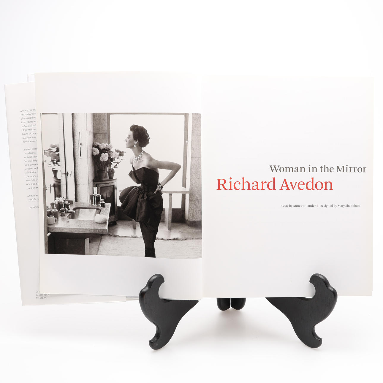PHOTO. RICHARD AVEDON'S WOMAN IN THE MIRROR IN FIRST EDITION 2005