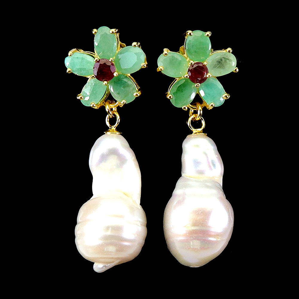 BAROQUE PEARL AND EMERALD SILVER EARRINGS.