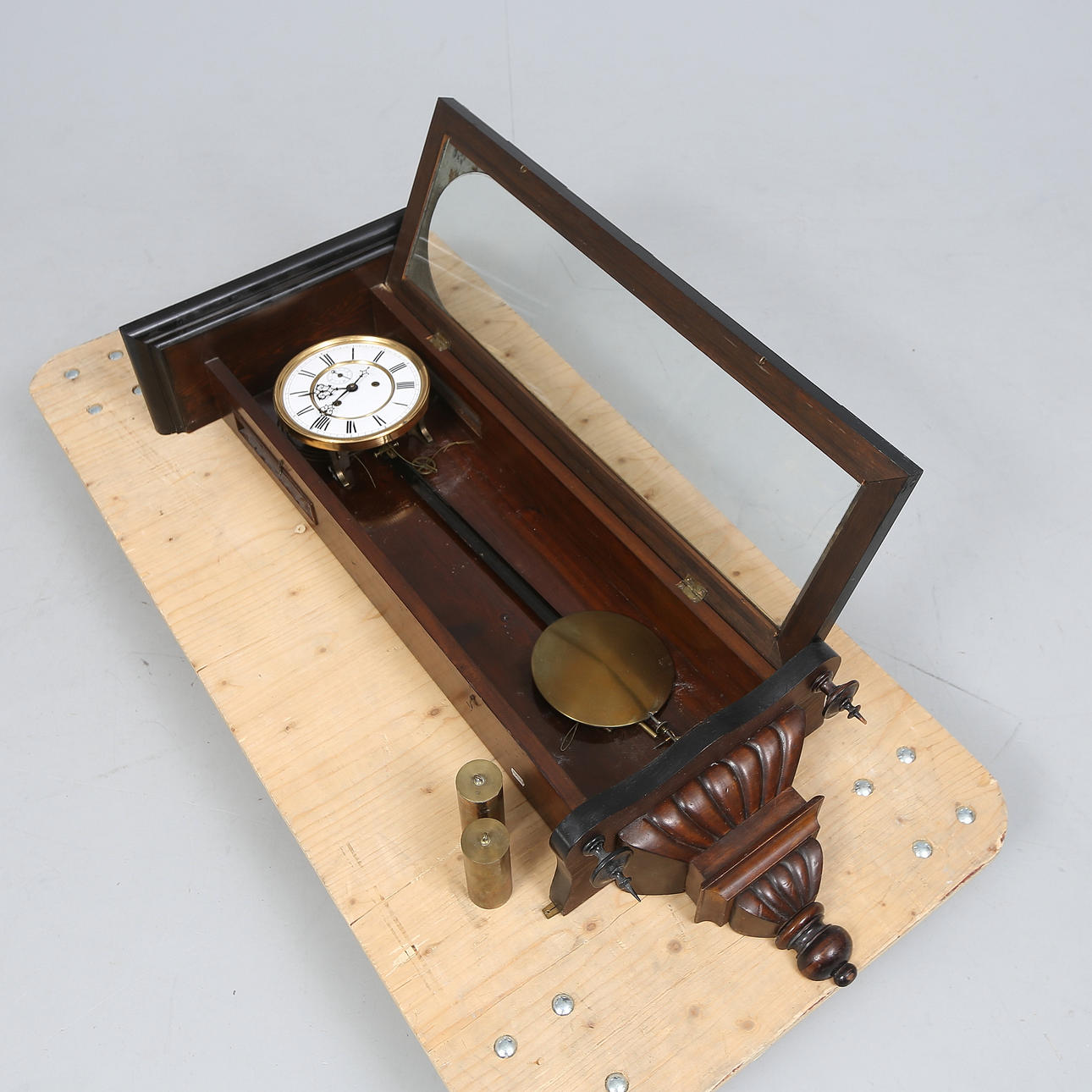 SOLDER REGULATOR. Clocks & Watches - Wall Clocks - Auctionet