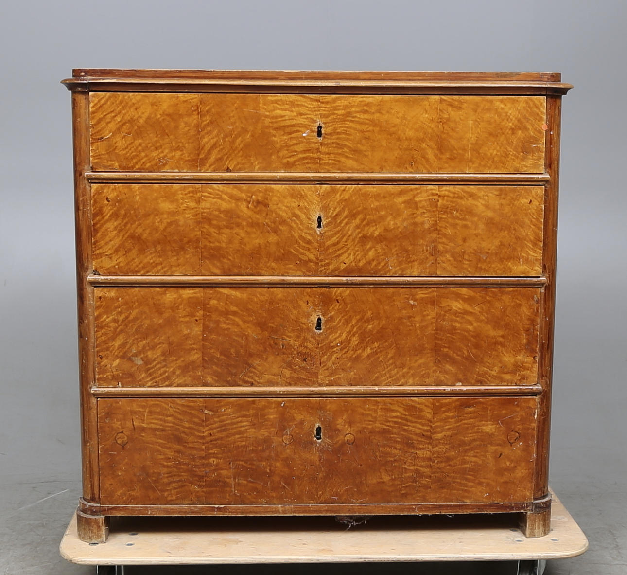 BYRÅ, omkring 1800-tal.