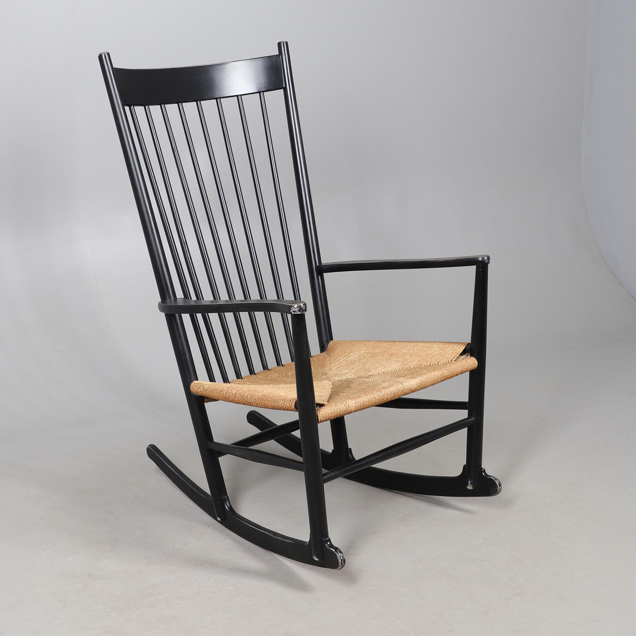 DANSK MOBLER HANS WEGNER J16 GYNGESTOL.