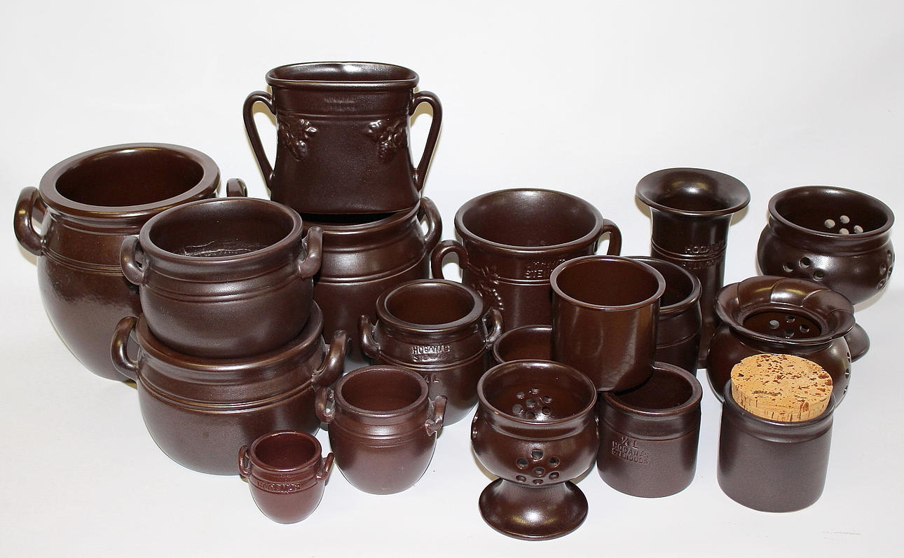 KERAMIKFÖREMÅL, Höganäs 19 stycken.