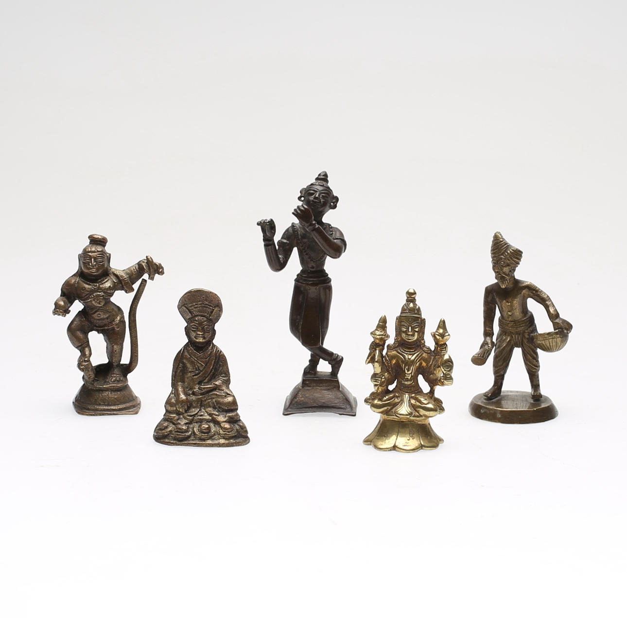 FIGURER, 5 st, patinerad metall och mässing, orientaliska.