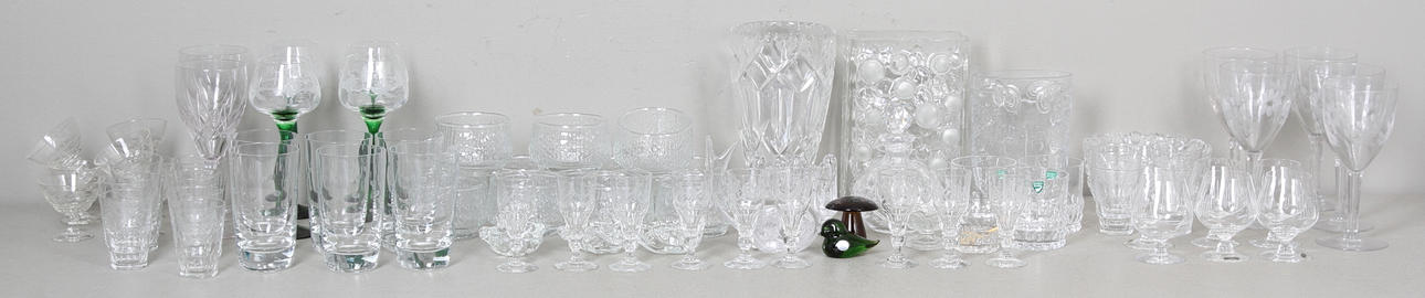 GLASFÖREMÅL, 1900-2000-tal.