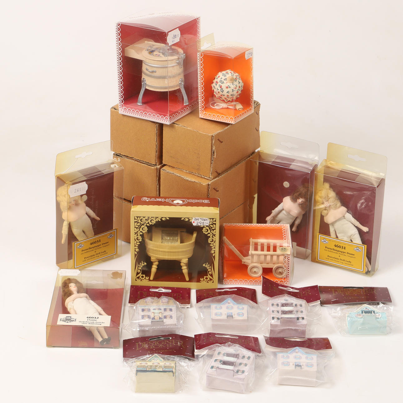 DOCK OR VIEWING CABINET MINIATURES, 20 PACKS.