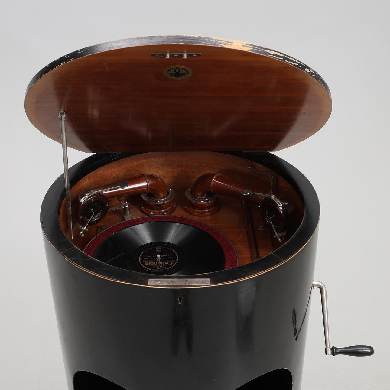 ULTRAPHON, gramophone/turntable, “spiegelt den tone”. 1920/30s.