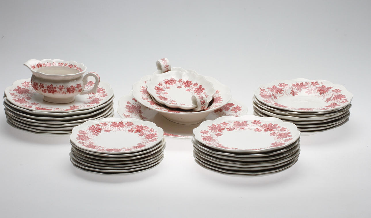 SERVISDELAR, 36 delar, flintgods, "Vinrankan", Arthur Percy, Gefle.