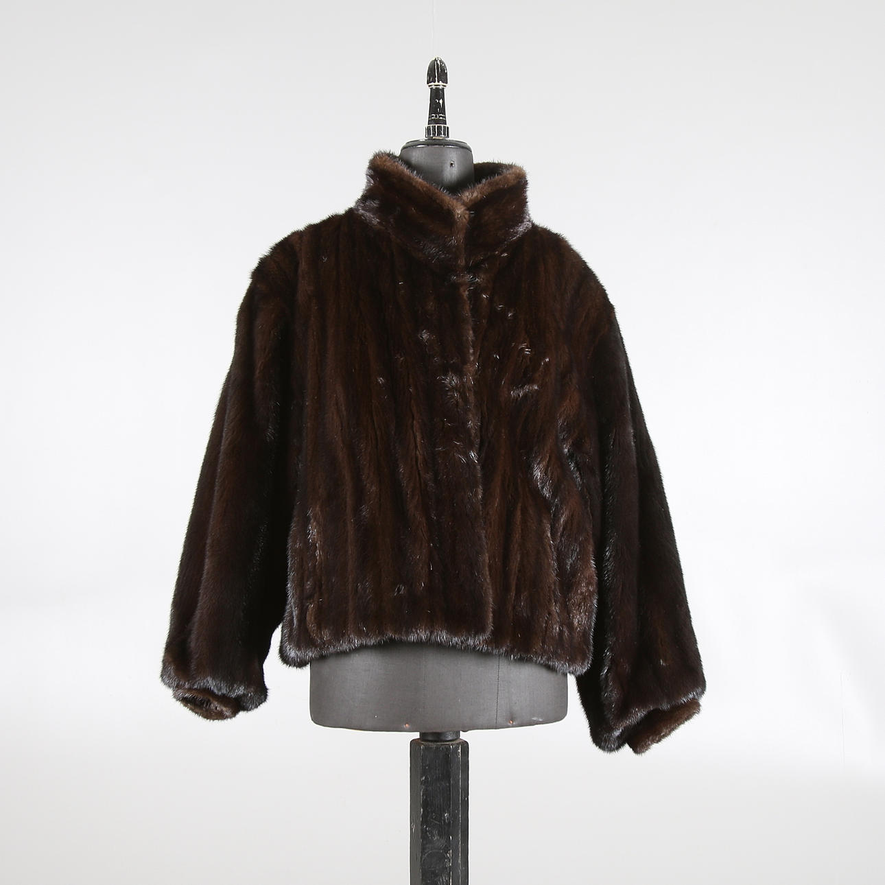 PÄLSJACKA, helryckt mink, Saga Mink, 1900-tal. Strl. ca 40.