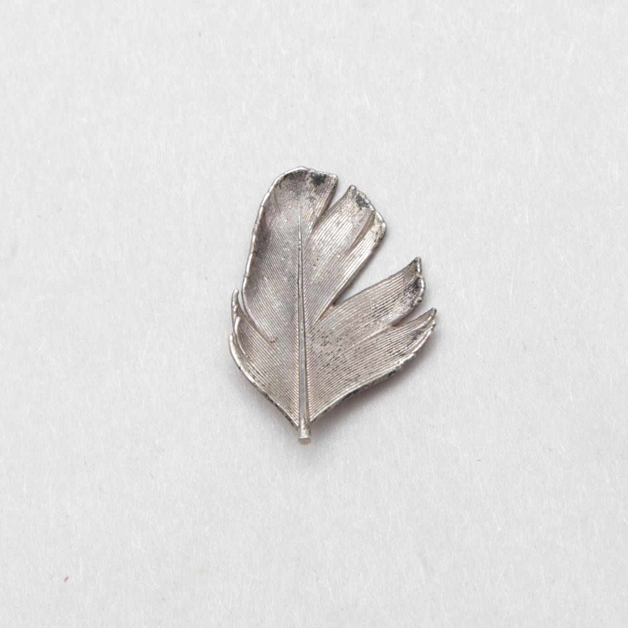 A SILVER PENDANT, Flora Danica.