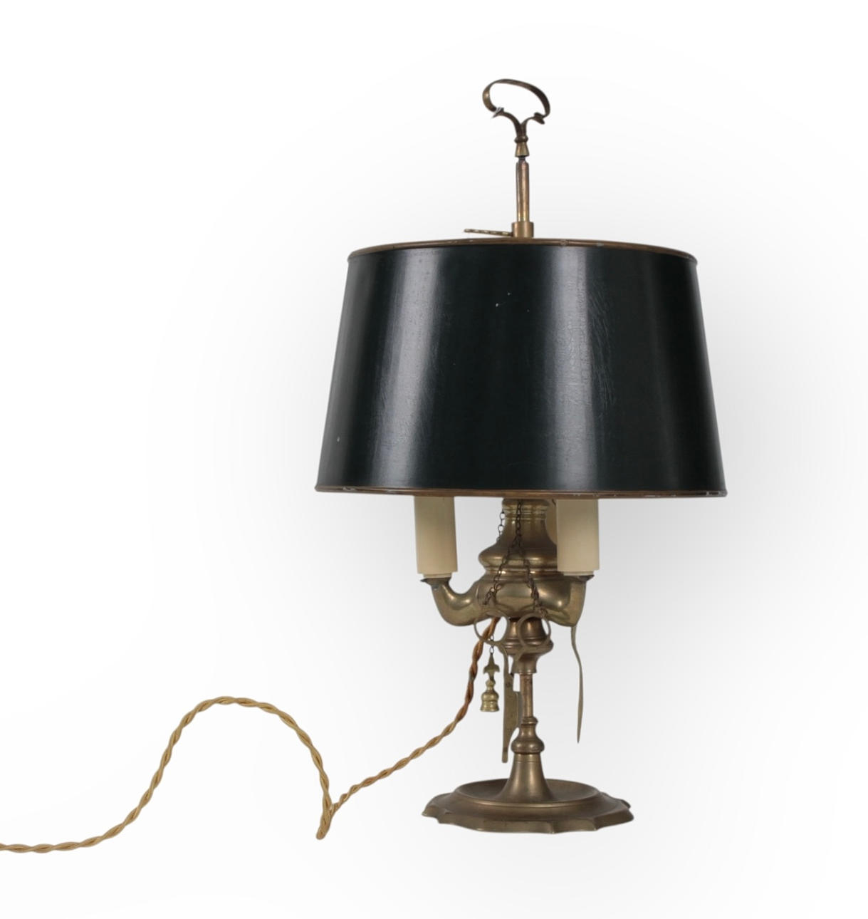 A Florentine oil lamp from the first half of the 20th century.