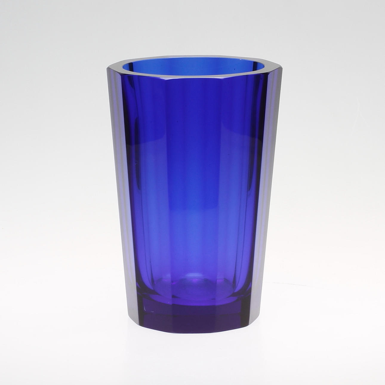 VAS, glas, 1900-talets först hälft.