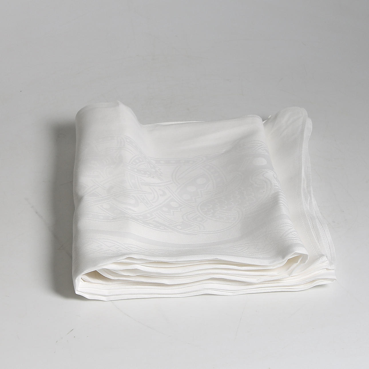 SIGNE SOHLMAN. Efter, duk, linnedamast, "Drakmönstret", Almedahls väveri. 1900-tal, ca 240 x 160 cm.