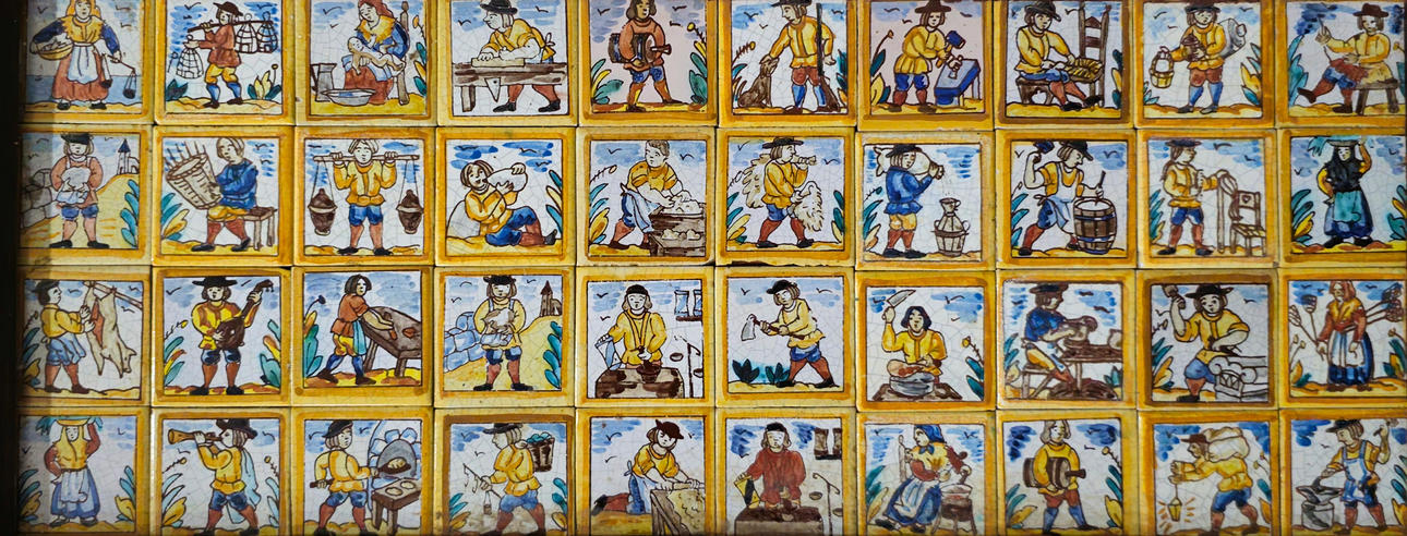 MITTEN AV 1900-TALETS KONTORSPLATTOR.