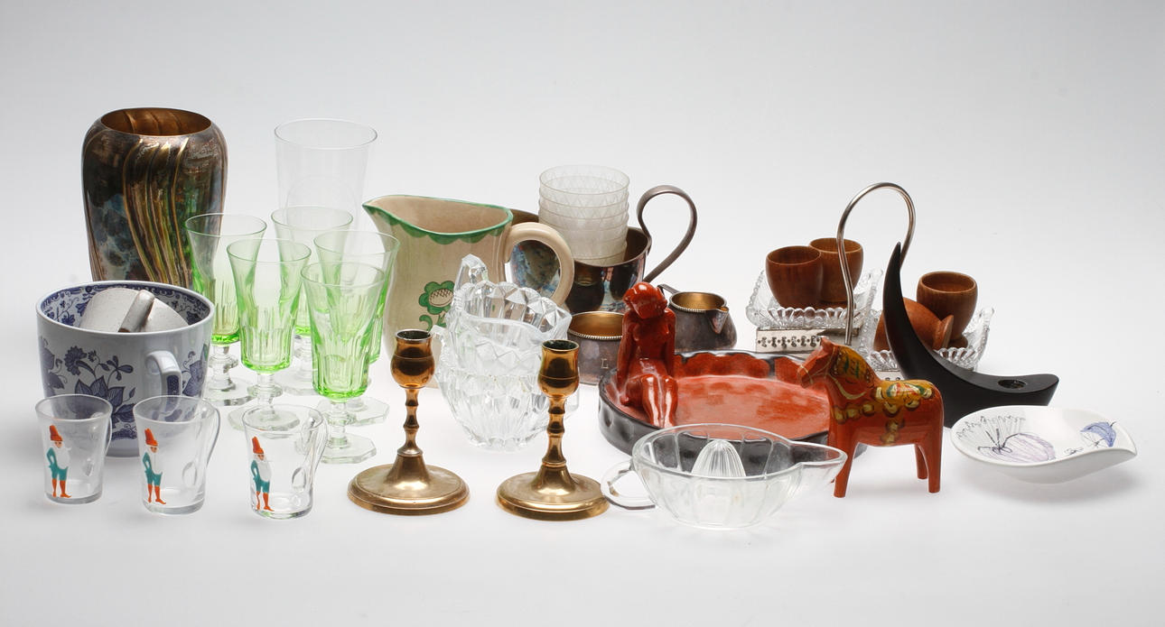 DIVERSE, glas, porslin, nysilver, 1900-tal.