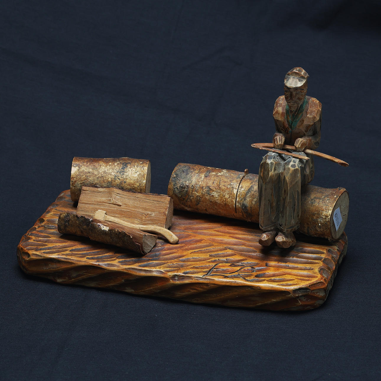 ERIK RUNDQVIST. Træskulptur, signeret.