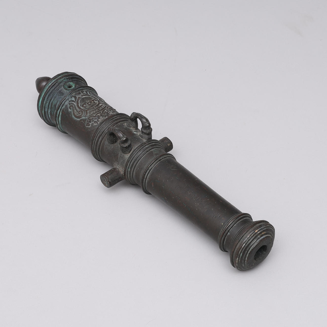 SALUTE CANNON BARREL, bronze, 17th/19th century.