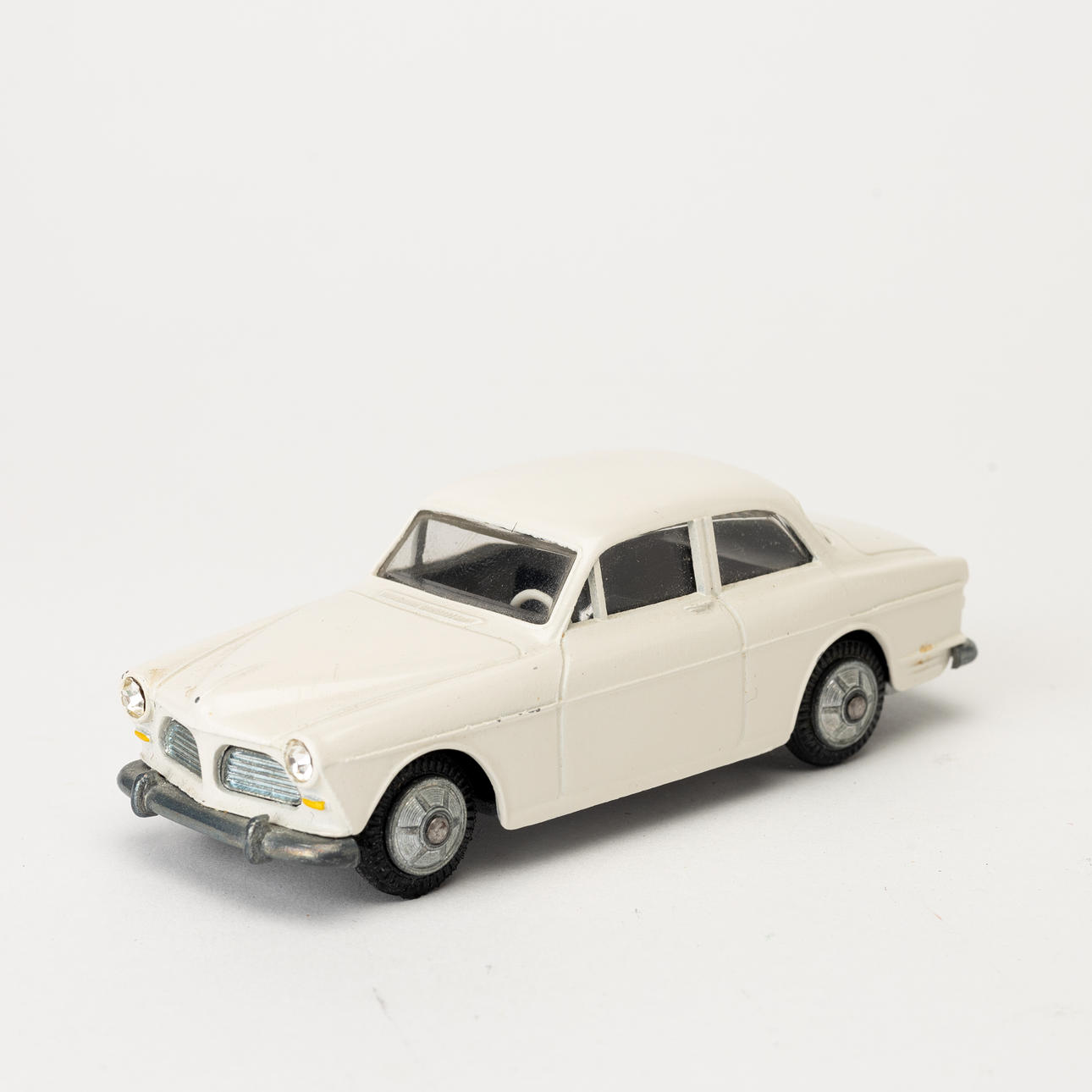 TEKNO 810 VOLVO Amazon, hvid, Danmark.