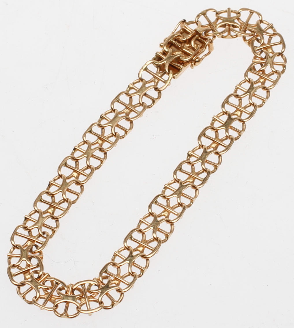 ARMBAND, 18k guld, vikt ca 9 gram.