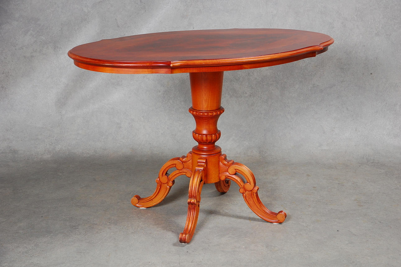 SALONGSBORD, ovalt rokokostil, 1900-tal.