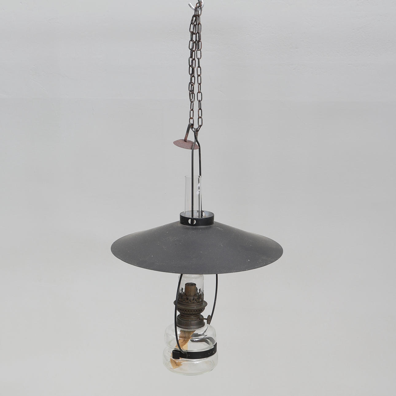 PETROLEUM-DECKENLAMPE.