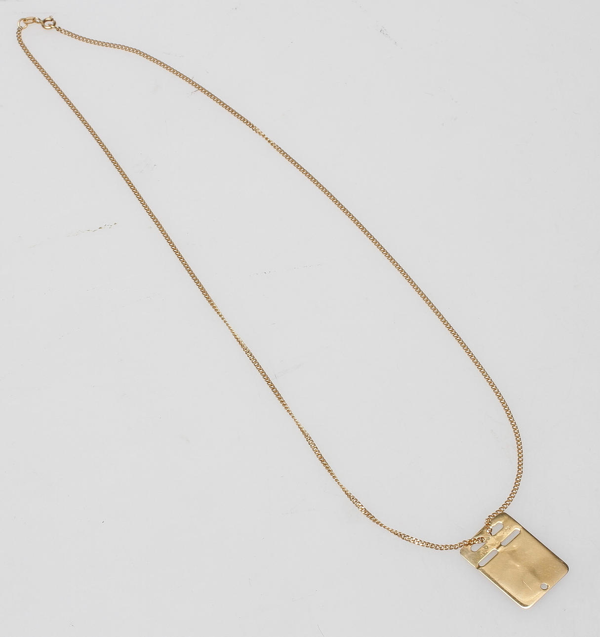 HALSKEDJA MED ID-BRICKA, 18k guld, vikt ca 7,4 gr.