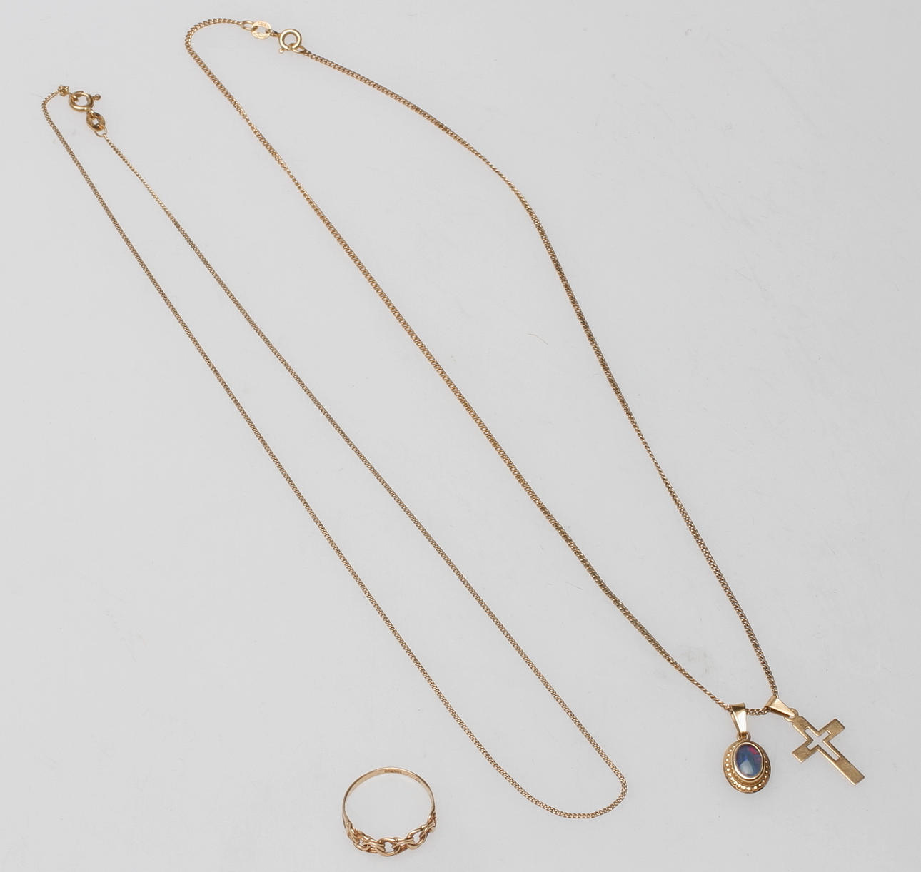 GULDSMYCKEN, 18k guld, vikt ca 7,7 gr.