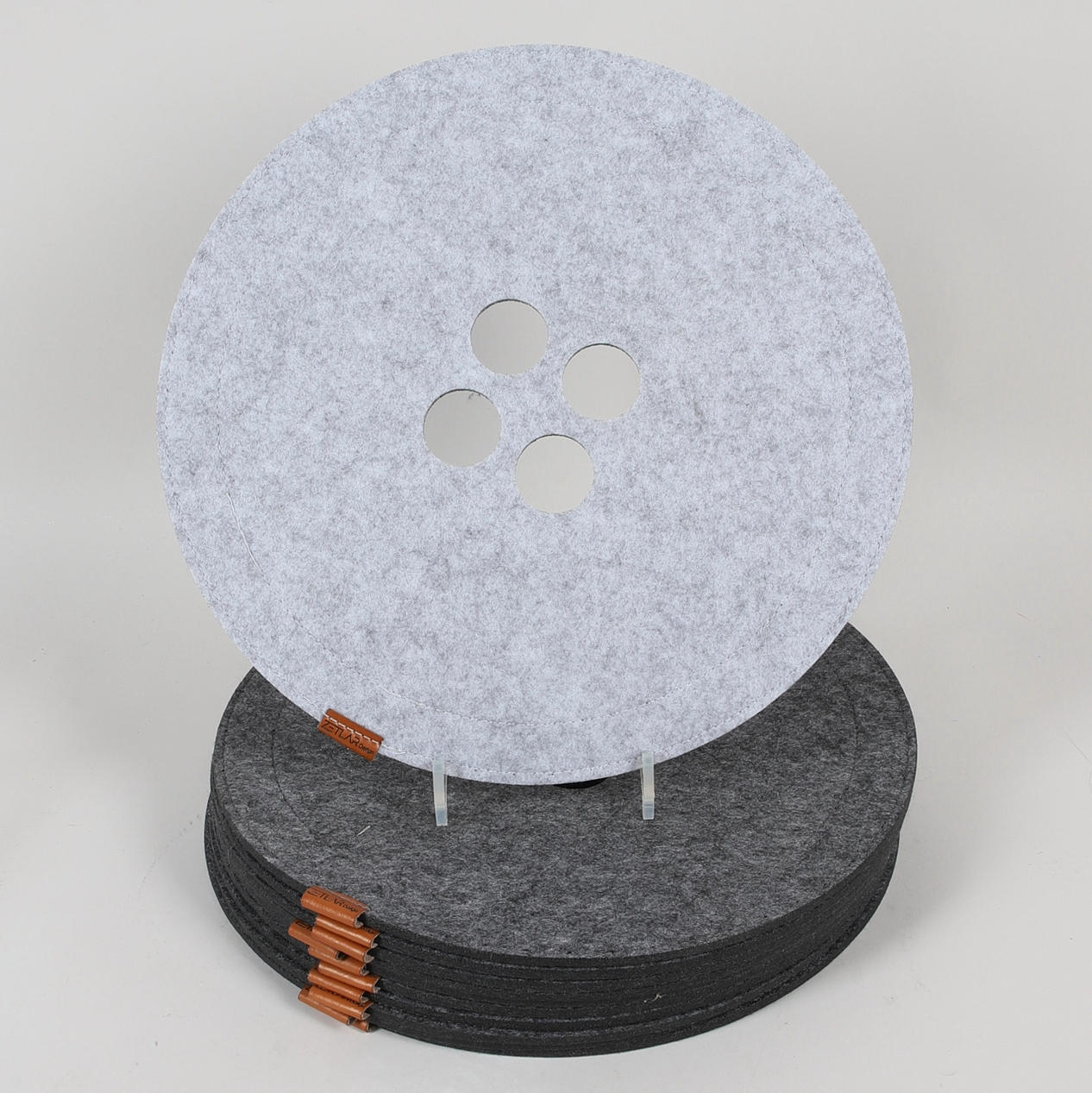 SITTDYNOR, 11 st, återvunna PETflaskor, Zetlar design, samtida.