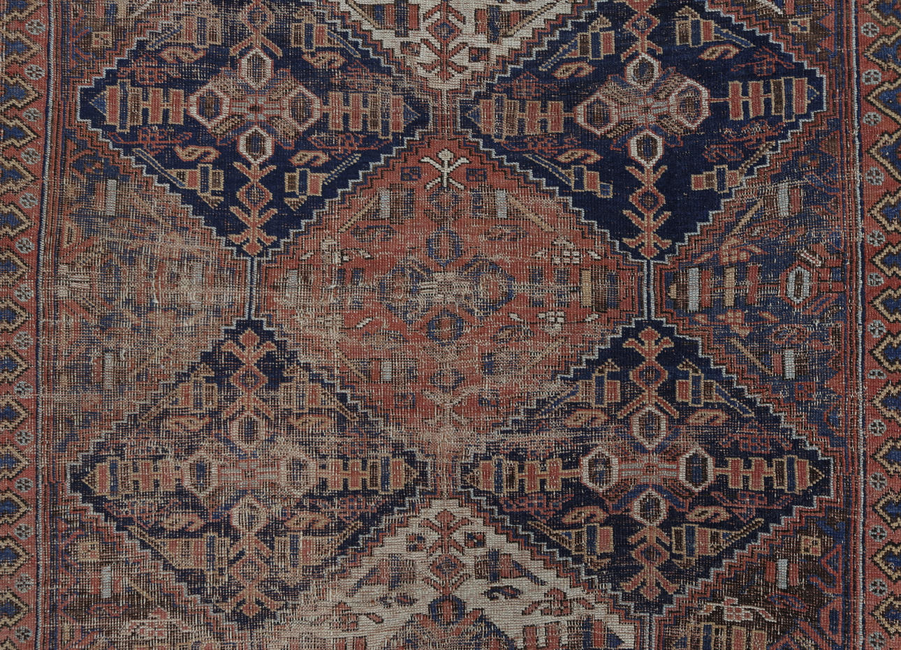 MATTA, persisk, ca. 175x133 cm.