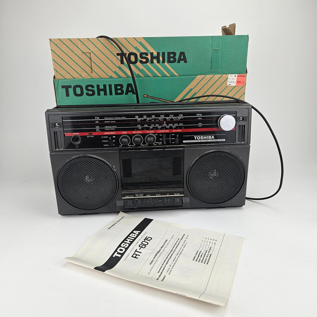 ラジオ・コンポ TKR Radio/Cassette Player, Toshiba RT-6015, Japan, 1980s