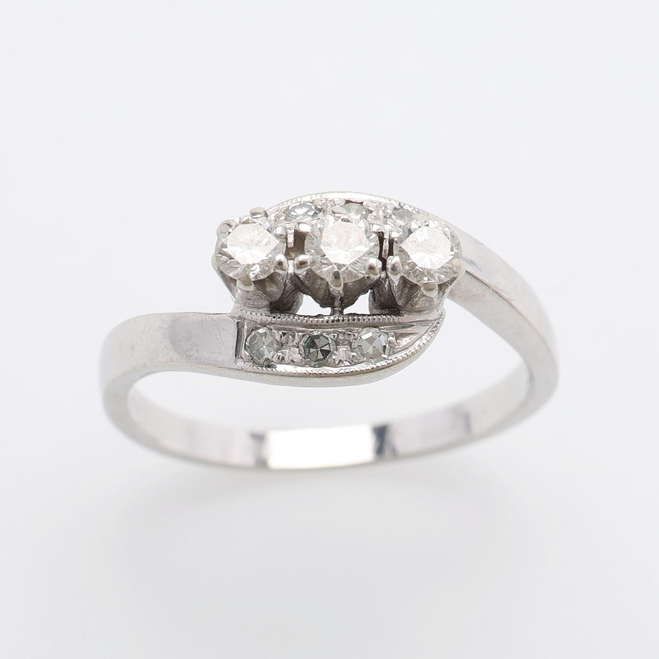 RING 18K WHITE GOLD WITH BRILLIANT CUT DIAMONDS 8/8.