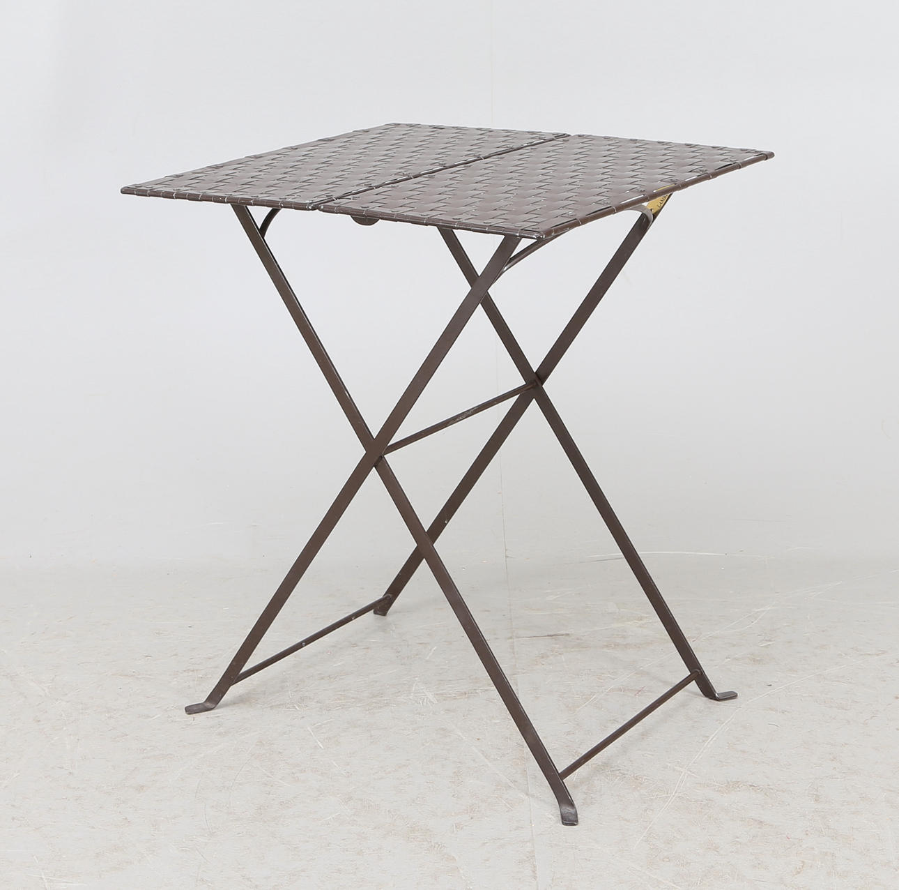 BORD, fällbord, metall, 1900-tal.