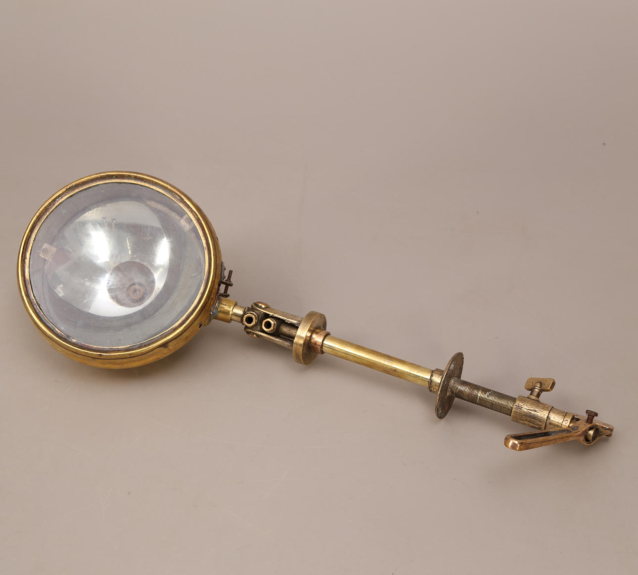 SÖKARLAMPA - BÅT, mässing, tidigt 1900-tal.