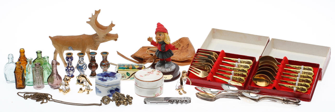 DIVERSE, bl.a. ostindiska föremål, 1900-tal.