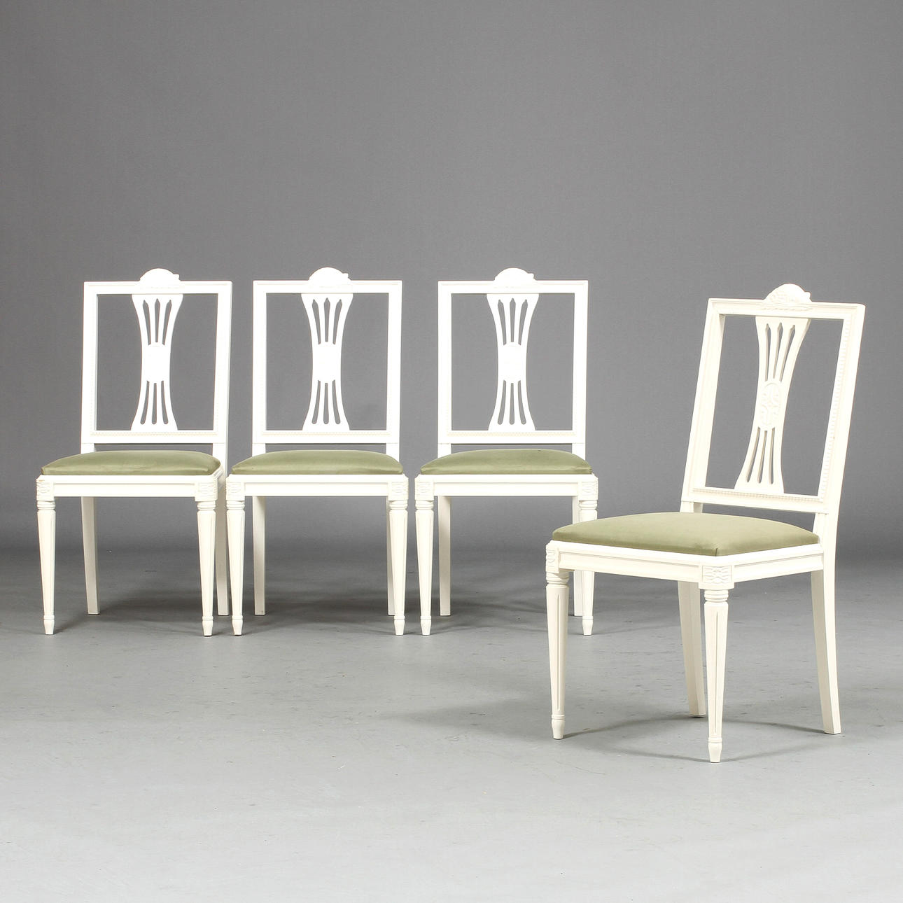 BORD och 4 STOLAR, gustaviansk stil, 1900-tal.