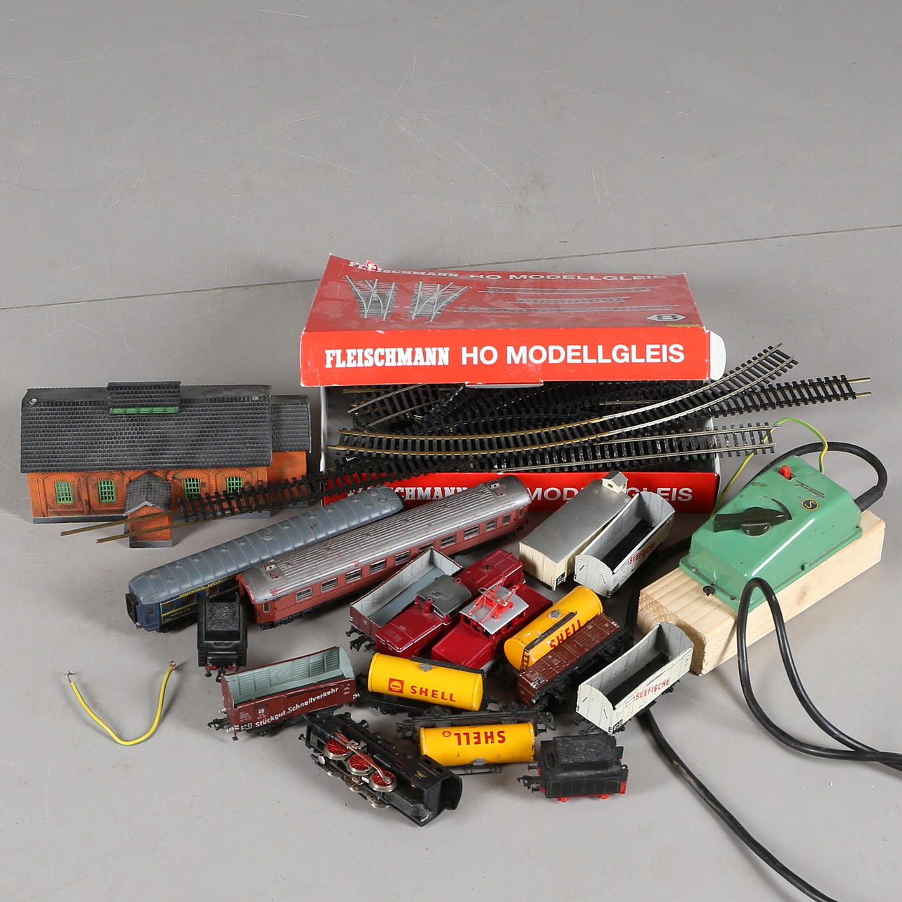 MODELLTÅG samt RÄLS, Fleischmann, Tyskland.