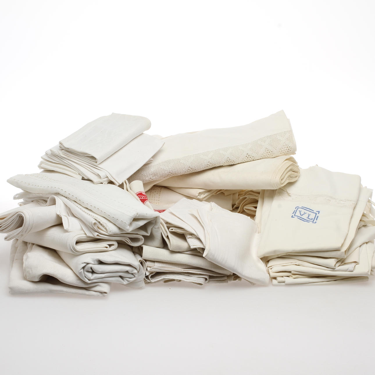 PARTI LINNE & TEXTILIER.