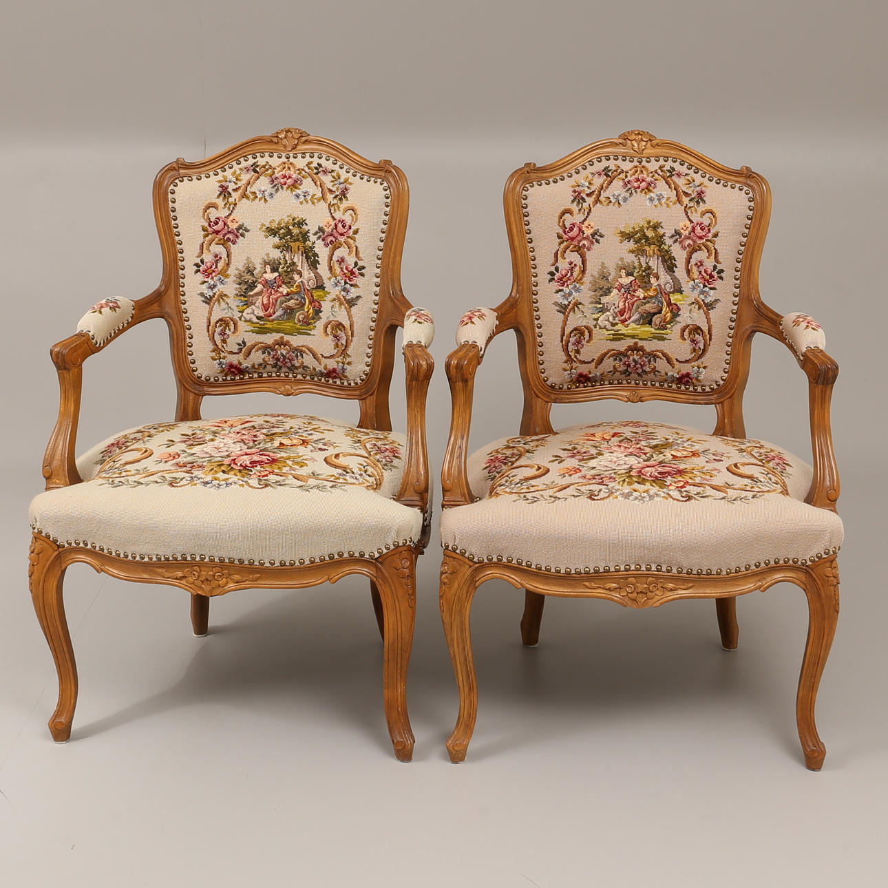 KARMSTOLAR, ett par, Lani, rokokostil, 1900-tal.