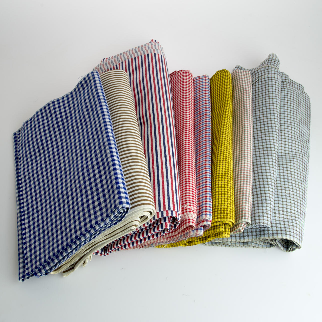 TEXTILIER, 8 delar, bl.a Strömma.