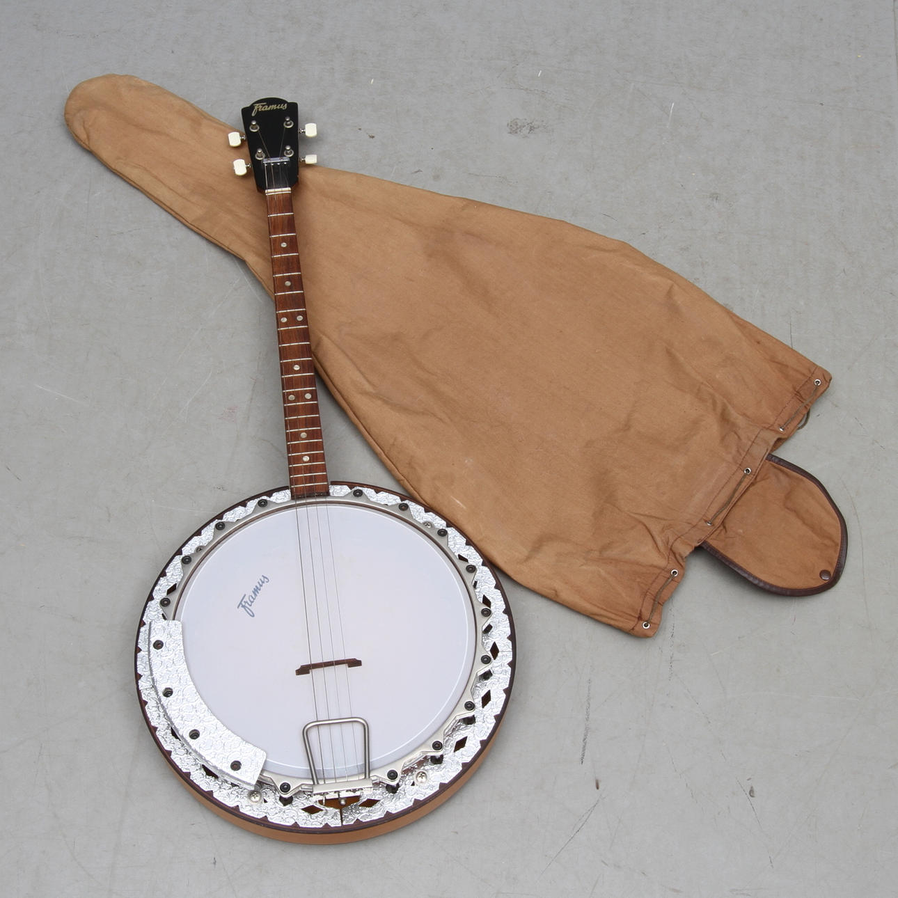 BANJO, Framus.